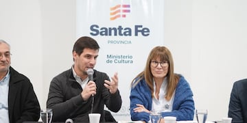 Leonardo Viotti, intendente de Rafaela, con la ministra de Cultura, Susana Rueda