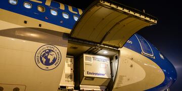 Buenos Aires: El primero de los dos nuevos vuelos de Aerolíneas Argentinas que transportan desde China vacunas Sinopharm llegó esta tarde al país.
presidencia