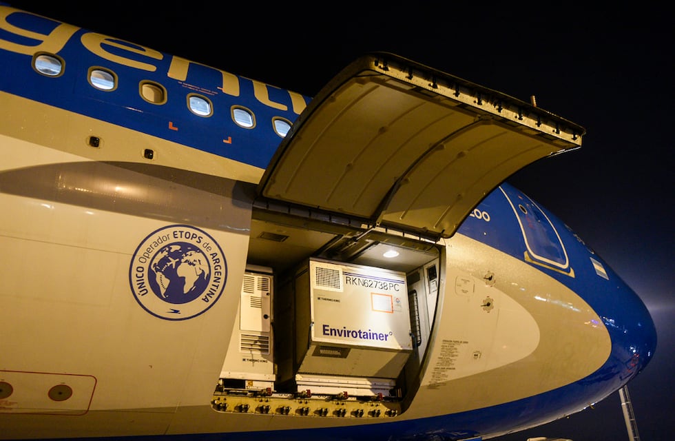 Vacunas contra el coronavirus: llegó el segundo vuelo con más de 700 mil dosis de Sinopharm