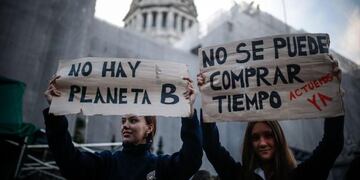 "No hay planeta B", la advertencia de los jóvenes que deberíamos empezar a escuchar.