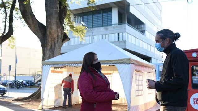 Instalan una carpa para detectar casos de coronavirus en asintomáticos