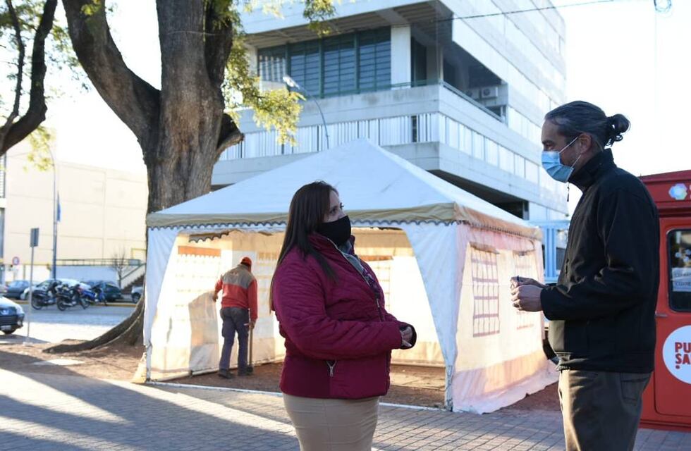 Instalan una carpa en la plaza para testear a asintomáticos