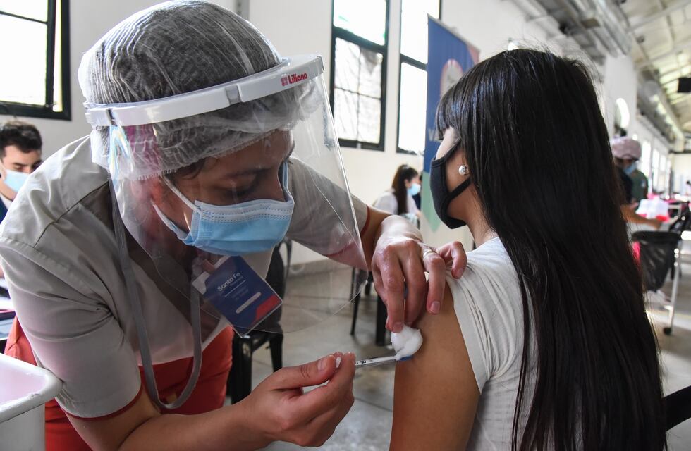 Vacunación COVID-19 en Santa Fe: el Colegio de Médicos dio el visto bueno a la inclusión de menores de 3 a 11 años
