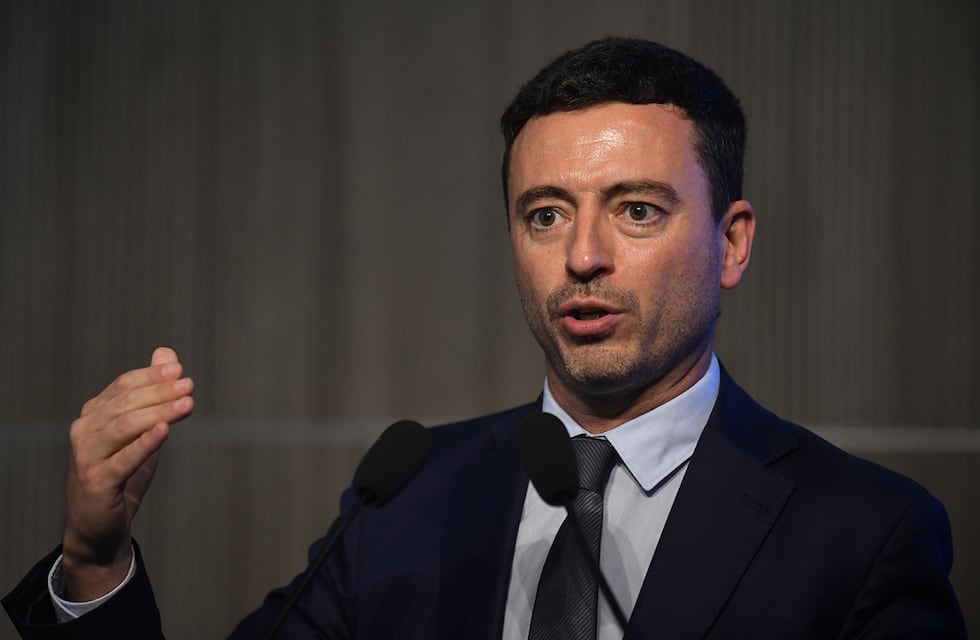 De Loredo criticó duramente los 100 días de Llaryora en el Gobierno: “Córdoba está fundida”