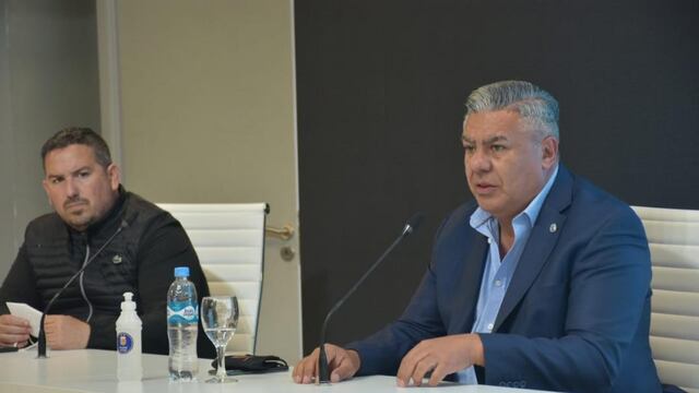 El presidente de AFA, Claudio Chiqui Tapia, participó del sorteo del fíxture de la Primera Nacional.