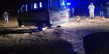 Encontraron el cuerpo de un hombre de 58 años adentro de una combi perteneciente a una empresa petrolera.