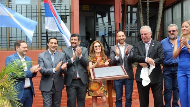 Autoridades presentes en el nuevo Juzgado de Paz de Oberá