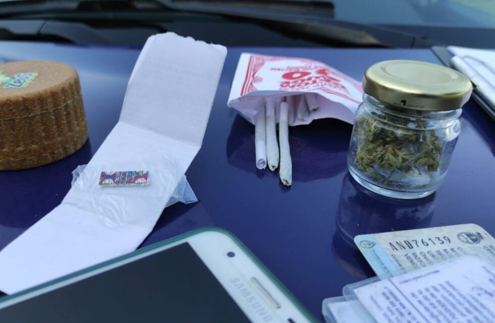Un delivery de LSD y marihuana quedó detenido en Ciudad