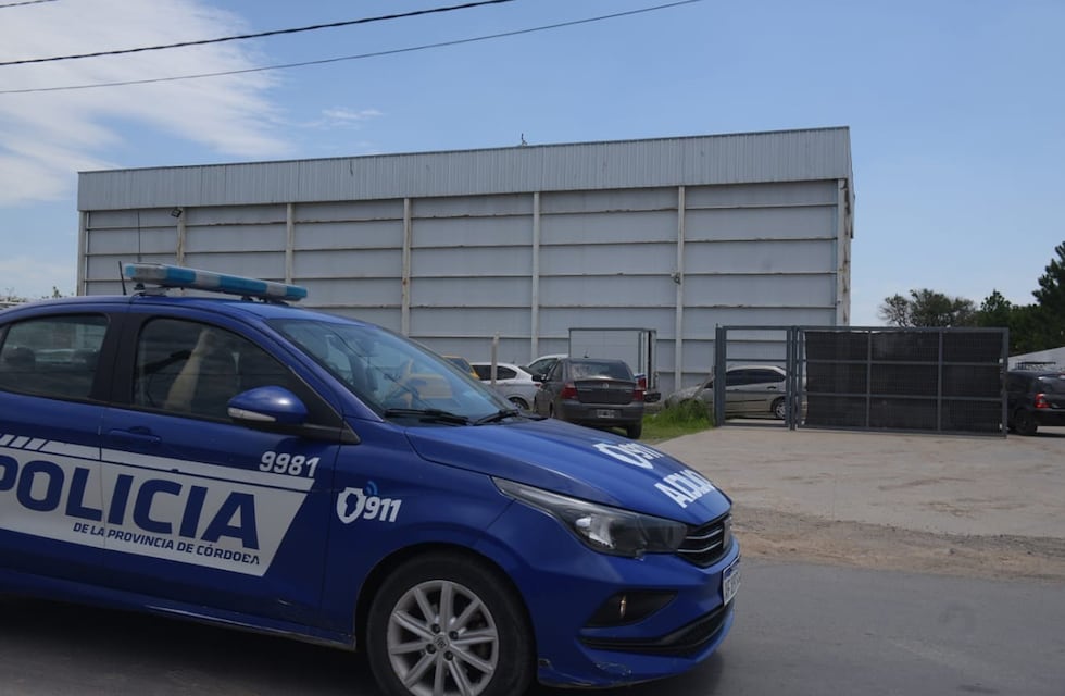 Una reconocida fábrica de Córdoba sufrió un robo millonario y sospechan de un informante