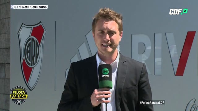 Al cronista Maxi Grillo le arrebataron el celular mientras salía al aire en TNT Sports. (Captura de pantalla)