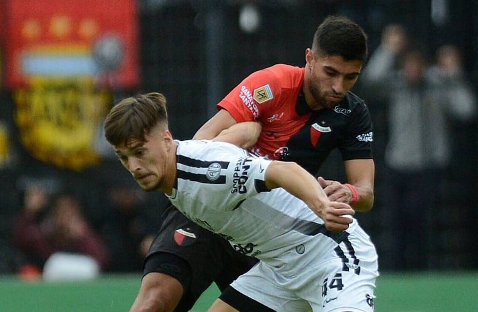 Colón empató con Central Córdoba en Santa Fe en la vuelta de Facundo Farías