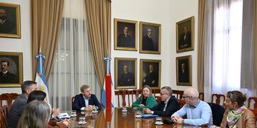 Rogelio Frigerio con el co-director ejecutivo de la Red de Empresas Inclusivas, Fernando Carotta.