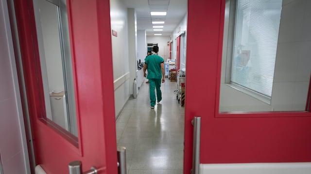 La víctima fue trasladada al hospital Central y falleció hacia el mediodía.