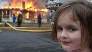 Qué fue de la vida de Zoe, la niña del famoso meme “Disaster Girl”.