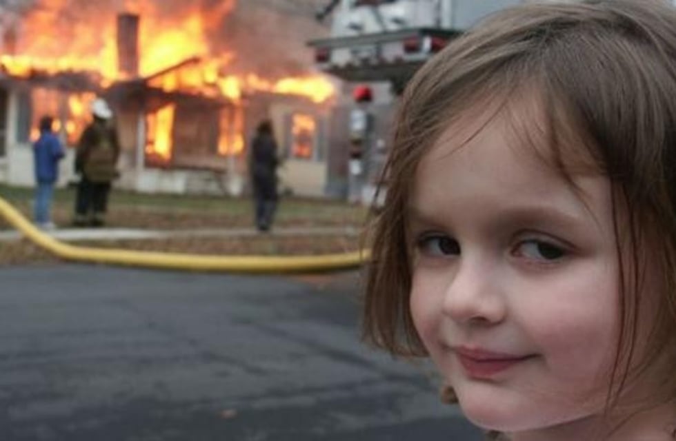 Qué fue de la vida de Zoe, la niña del famoso meme “Disaster Girl”