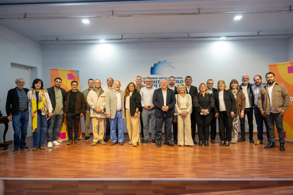 Benedetti junto referentes religiosos en el Día de las Iglesias Evangélicas y Protestantes