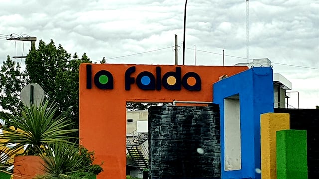 Ingreso a la ciudad de La Falda. Enero 2021. (Foto: VíaCarlosPaz).