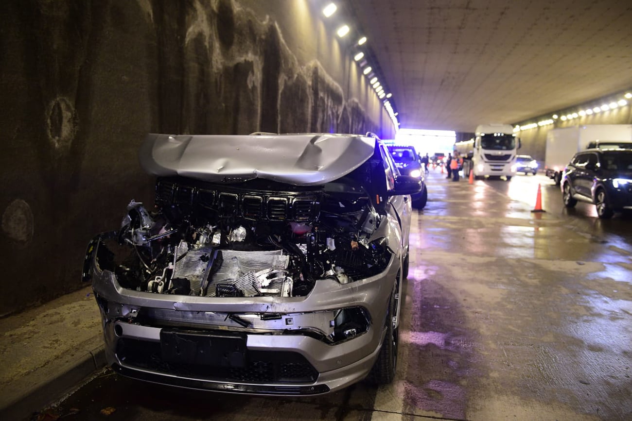 Accidente en avenida de Circunvalación a la altura de la Mujer Urbana. (José Gabriel Hernández / La Voz)