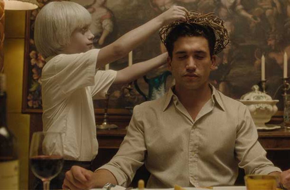 Pasó inadvertida cuando estaba en cines y ahora que llegó a Netflix la rompe toda: la película paranormal ideal para el fin de semana