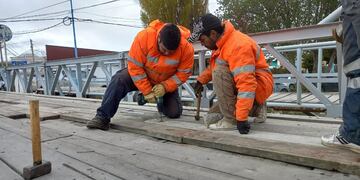 Ushuaia: reparan el puente sobre el Arroyo Grande