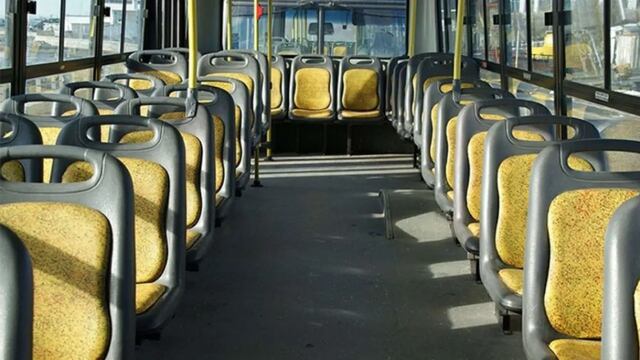 Un chofer reveló cuáles son los mejores lugares para dormir en el colectivo