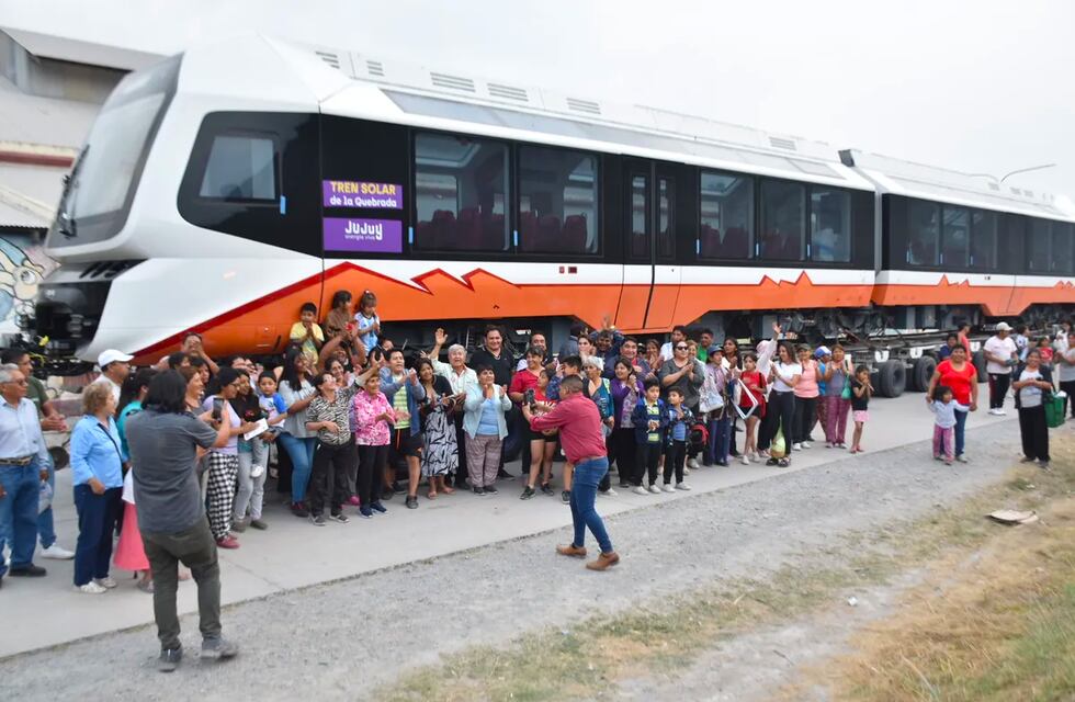 Un largo viaje de China a Jujuy: llegó a Volcán el tren que dio la vuelta al mundo