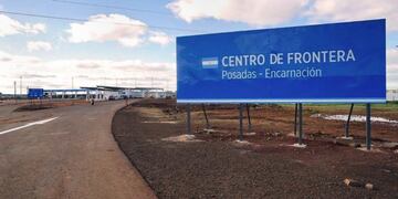 Posadas: investigan presunto cruce ilegal con un recién nacido.