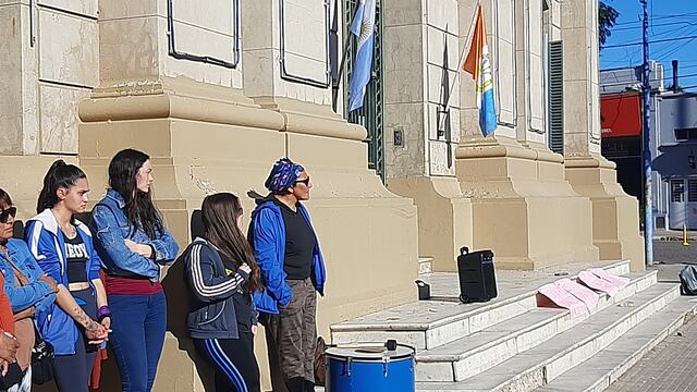 Marcha en Rafaela por el femicidio de la sanjuanina Fabiana Luna