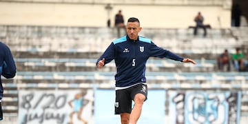Emiliano Endrizzi, veloz lateral izquierdo del "Lobo" jujeño.