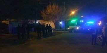 Disparos en Cristalería: un grupo de vecinos quiso linchar a un acusado de abuso en Rosario
