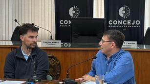 El Secretario de Infraestructura, Servicios y Ambiente, Ing. Nicolás Asensio junto con el Presidente del Concejo Municipal de Rafaela, Lisandro Mársico