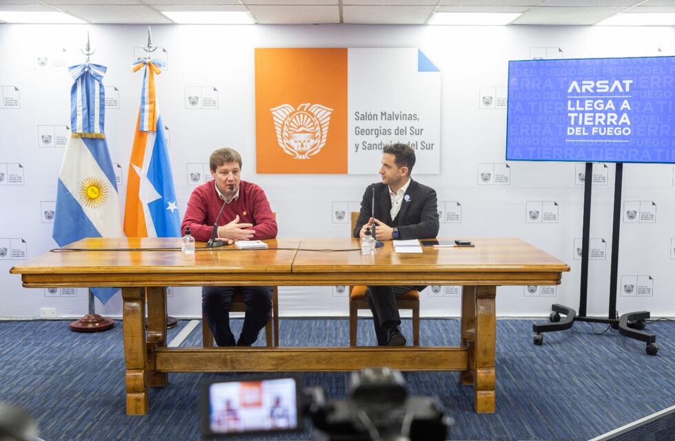 Gobierno, en conjunto con ARSAT, llevará adelante la instalación de 1.000 kits satelitales para familias e instituciones educativas de la provincia