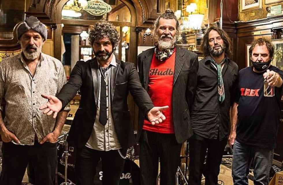 Los Caballeros de la Quema volvieron con todo: nuevo disco, show en vivo y un documental en el que repasan sus más de 30 años