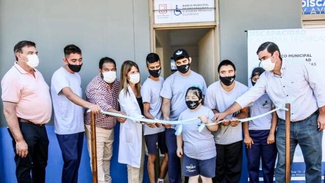 Pusieron en funcionamiento 
el Banco Municipal de Discapacidad y Ayudas Técnicas en Eldorado.