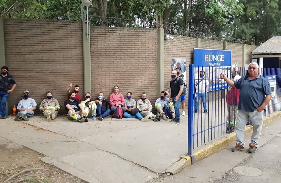 Aceiteros lanzaron paro por Ganancias en el departamento San Lorenzo