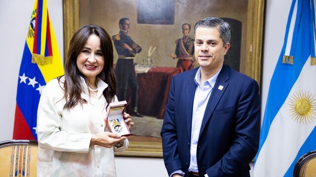 Dachary mantuvo un encuentro con la embajadora de Venezuela
