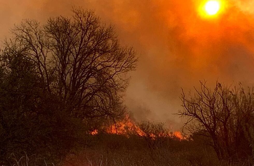 Se entregó la pareja acusada por el incendio en la Perla