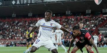 Boca Juniors derrotó a Newell's Old Boys por 1 a 0 en Rosario durante la fecha 26 de la Liga Profesional 2024.