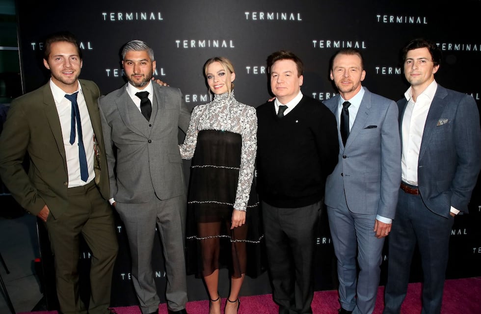 Quiénes son los amigos de Margot Robbie que atacaron al fotógrafo: ambos esperan para declarar ante la Justicia