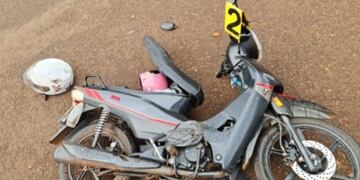 Accidente vial en Oberá deja como saldo a una mujer herida.