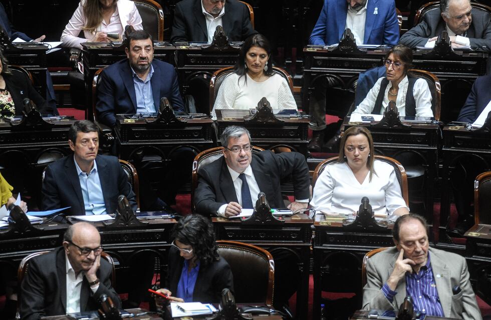 Sin los votos para el rechazo, Unión por la Patria evita forzar una sesión por el DNU