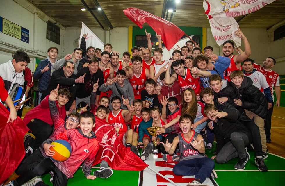 Torneo Apertura de Básquet de Tres Arroyos: Huracán Campeón