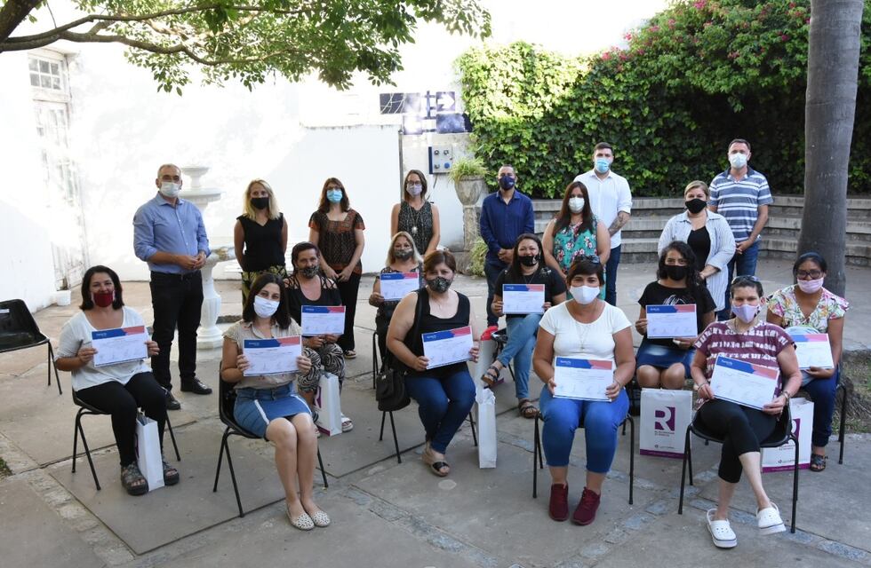 Hay 14 nuevas cuidadoras de adultos mayores en Rafaela