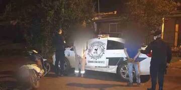 Circulaban ebrios en una motocicleta y fueron demorados.