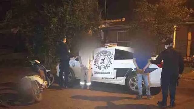 Circulaban ebrios en una motocicleta y fueron demorados.