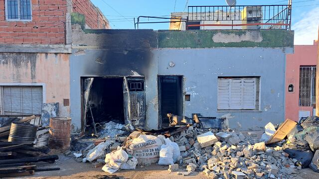 Incendio en el garaje de un domicilio de barrio Villa Páez, Córdoba.