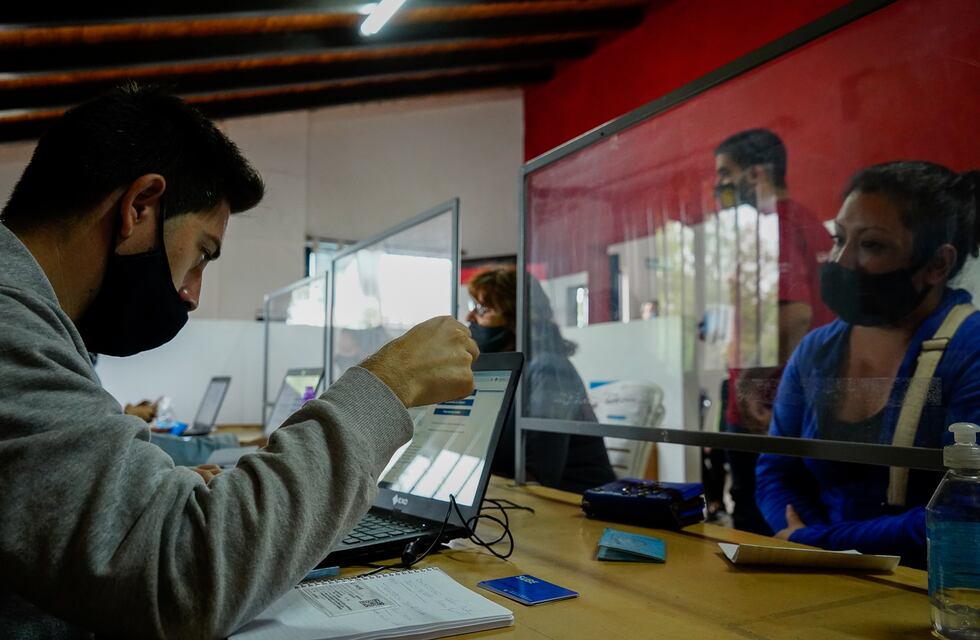 Unos 1500 lasherinos adquirieron la tarjeta SUBE en dos días
