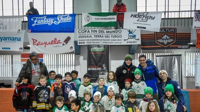 Copa de Hockey sobre Hielo del Fin del Mundo