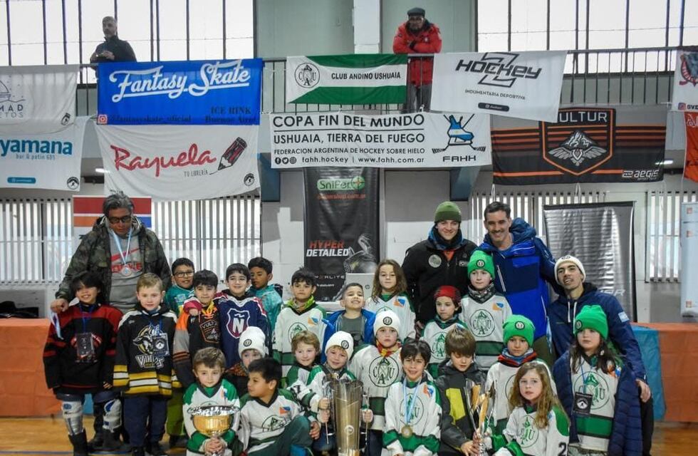 Copa de Hockey sobre Hielo del Fin del Mundo