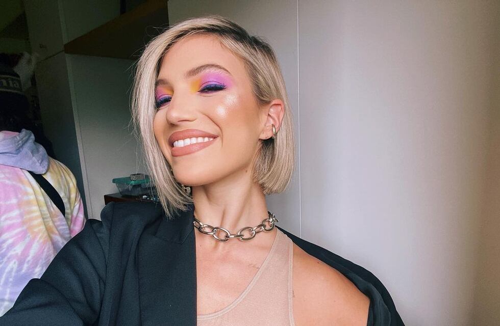 Stefi Roitman encadiló la alfombra roja de los Latin Billboard con un look “total black”